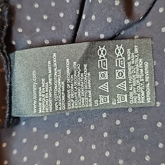 TOMMY HILFIGER NAVY WHITE POLKA DOT LONG ROLL-TAB SLEEVE BUTTON-UP BLOUSE - Picture 15 of 16